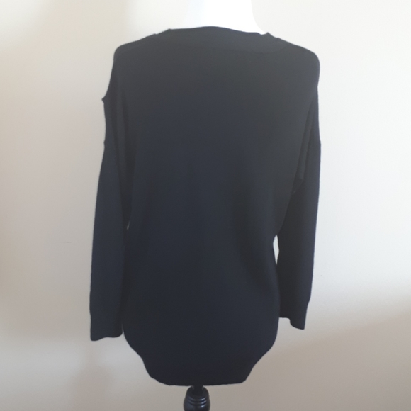 Azzura Women Long Sleeve  Sweater - Picture 5 of 7